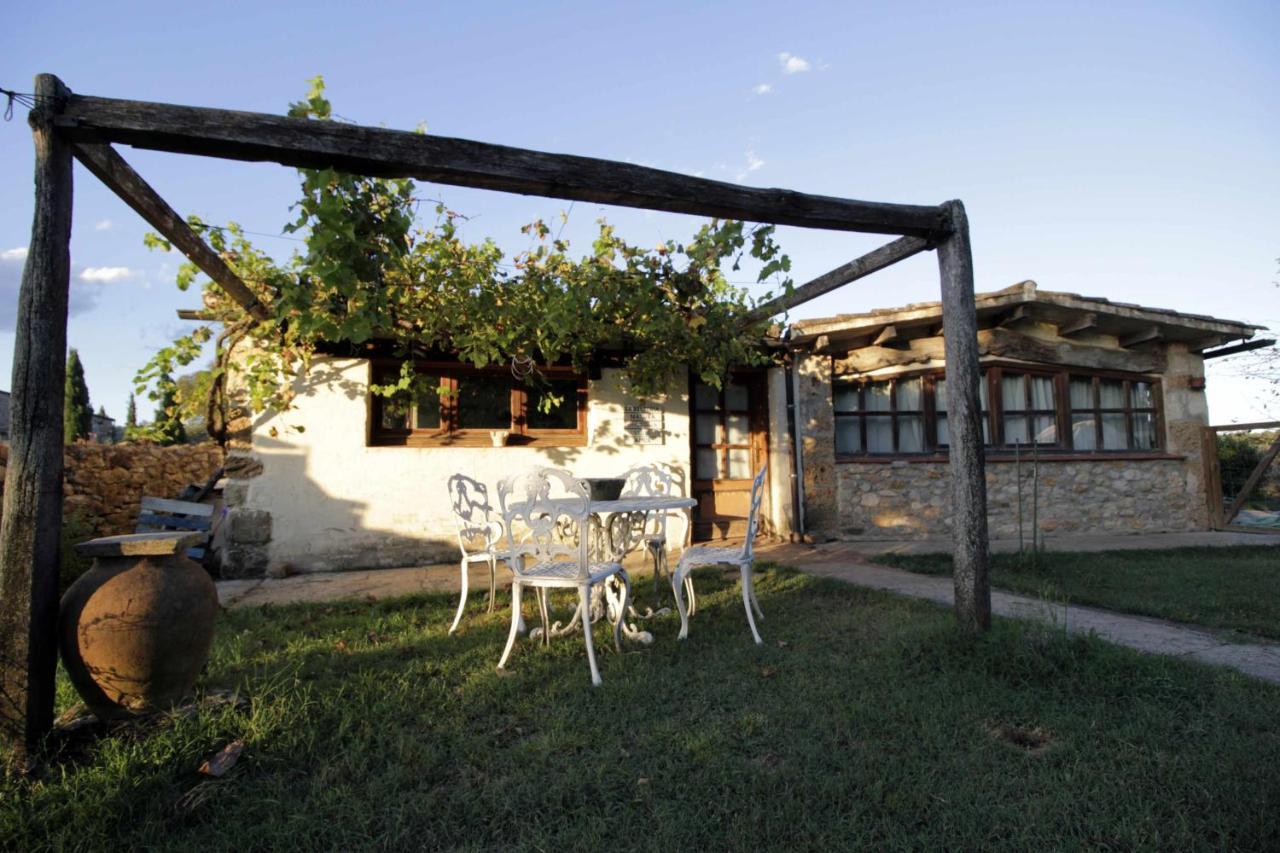 Casita Con Jacuzzi Rectoria De Dosquers Villa Maia de Montcal Eksteriør bilde